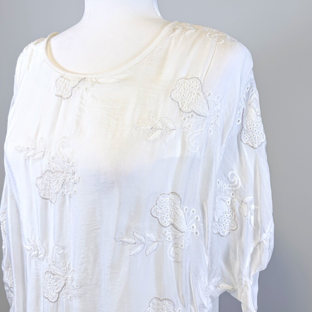 Silk Blouse Italy Embroidered Florals Fairy Core Casual Luxury White Size Small